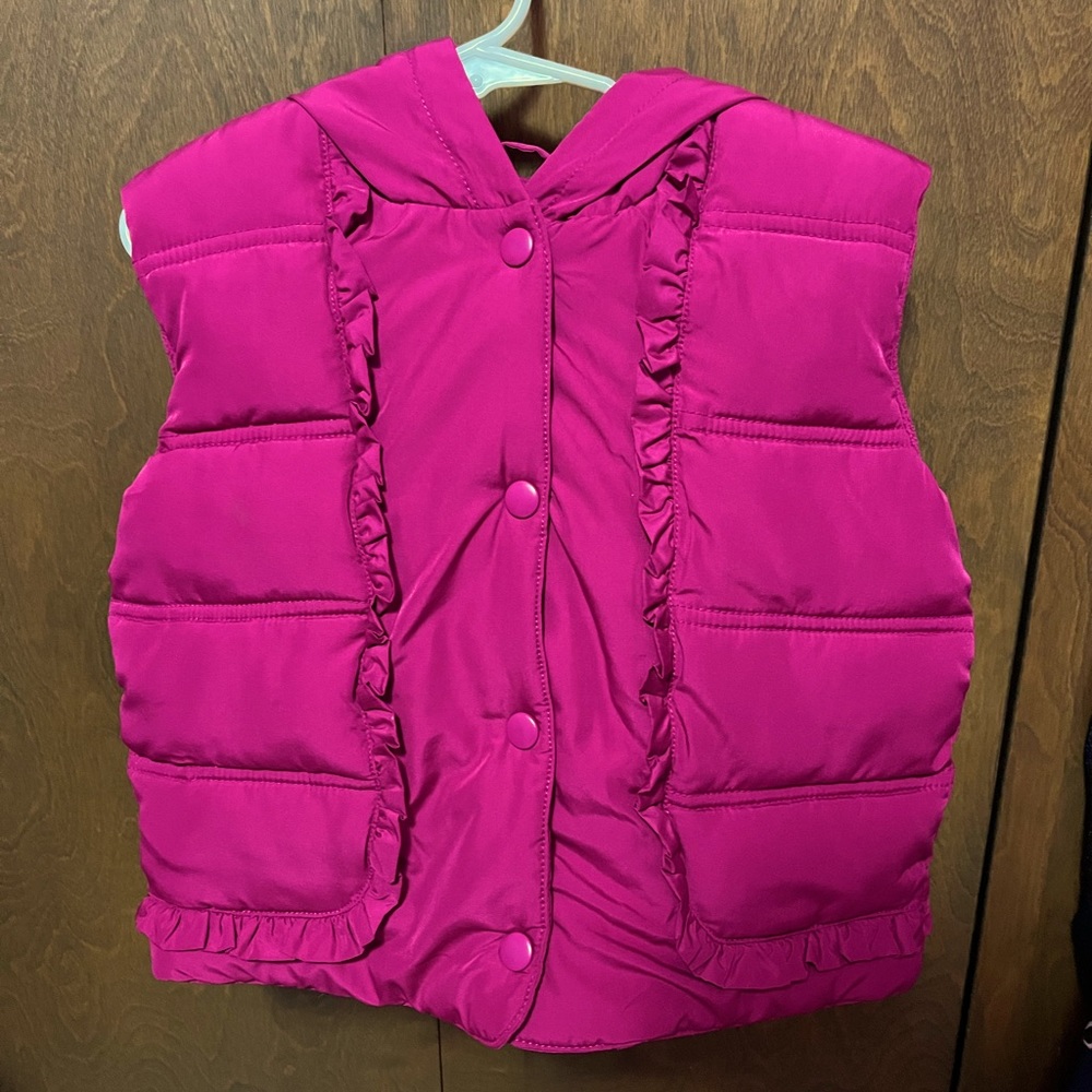 Girls Gymboree puffer vest - size 4T-5T